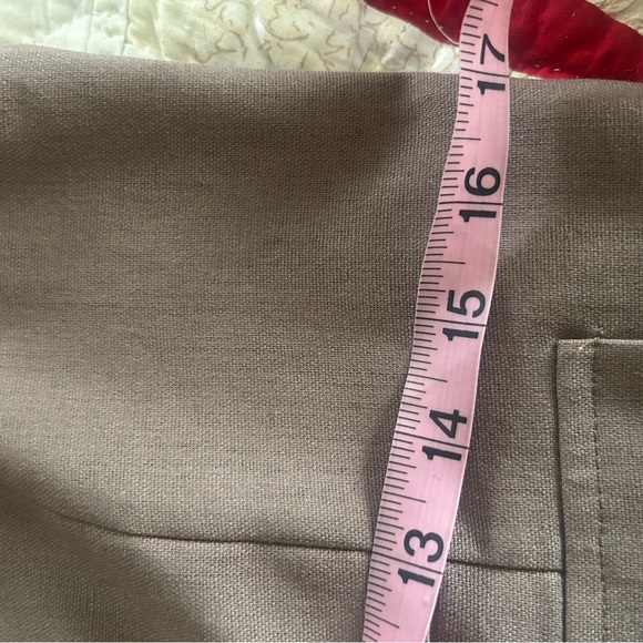 Vest - Picture 6 of 7